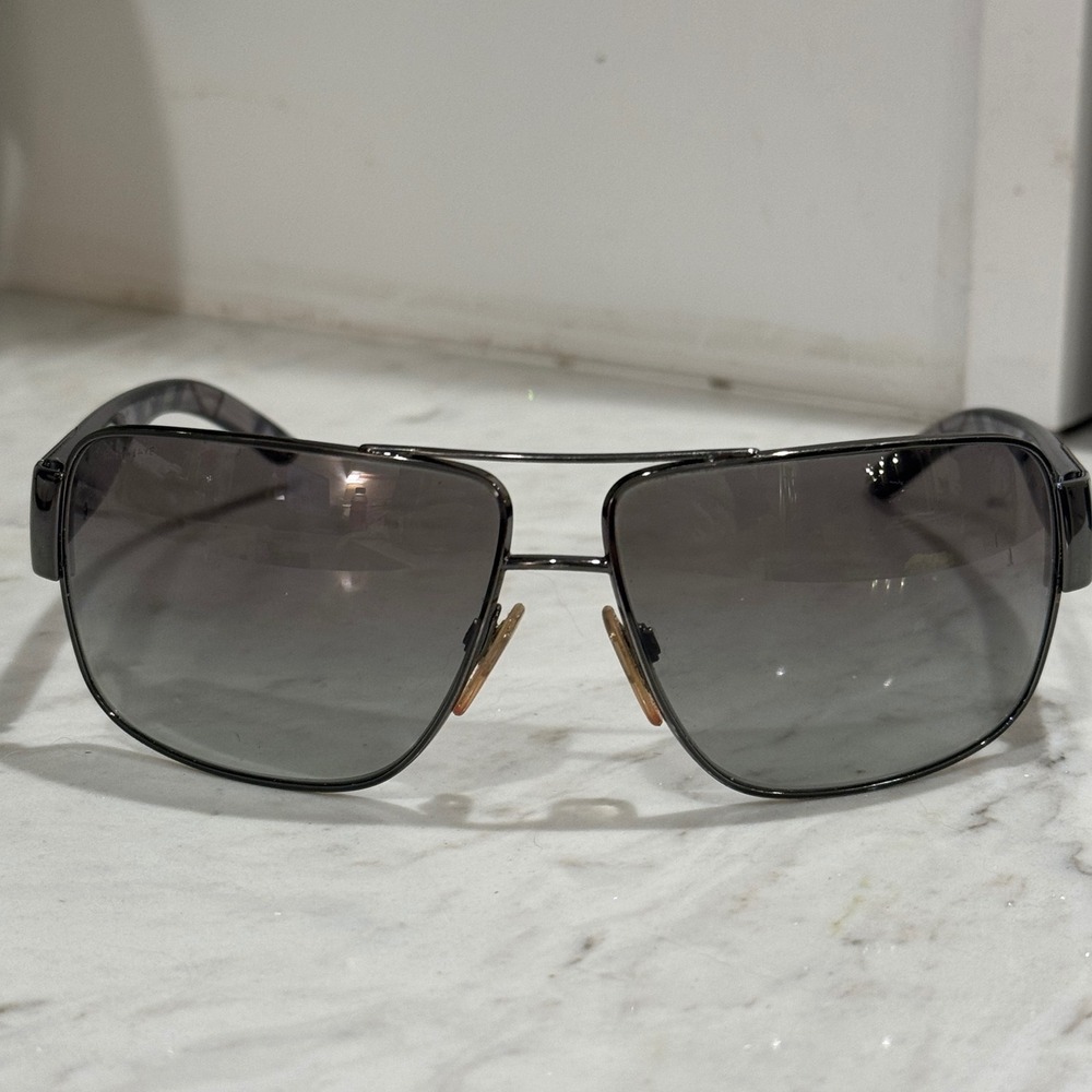 Burberry Sunglasses BE3038 61mm Gunmetal Grey Gradient Check Navigator Aviator